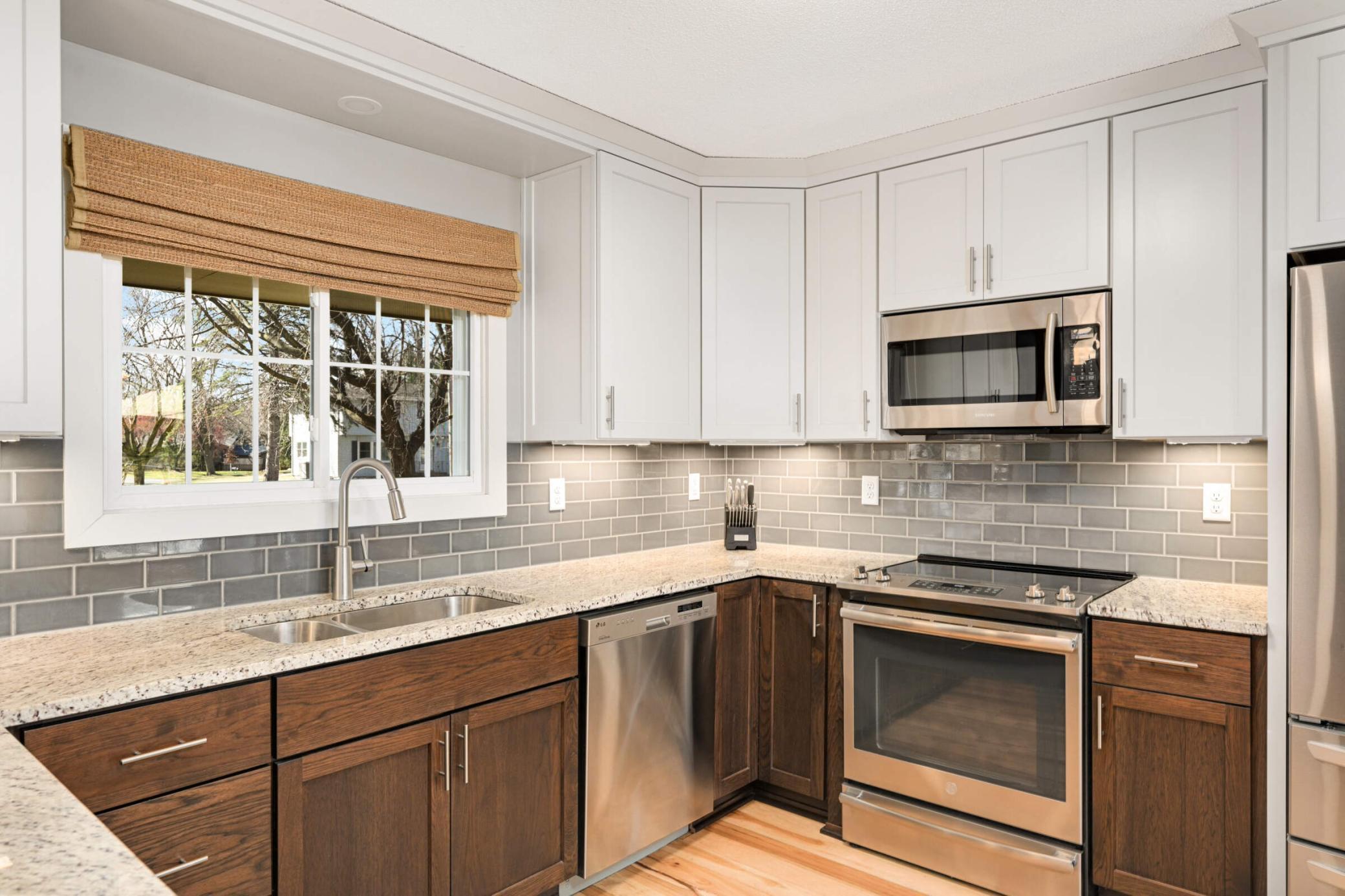 9850 Xerxes Curve, Bloomington, Minnesota image 3