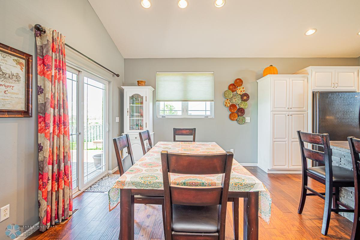 Horace, North Dakota 58047, United States, 4 Bedrooms Bedrooms, ,3 BathroomsBathrooms,Residential,Pending,55005