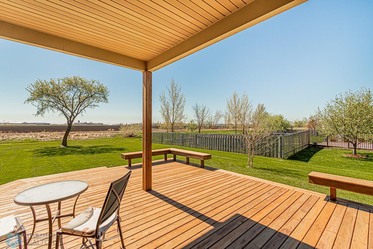 Horace, North Dakota 58047, United States, 4 Bedrooms Bedrooms, ,3 BathroomsBathrooms,Residential,Pending,55005