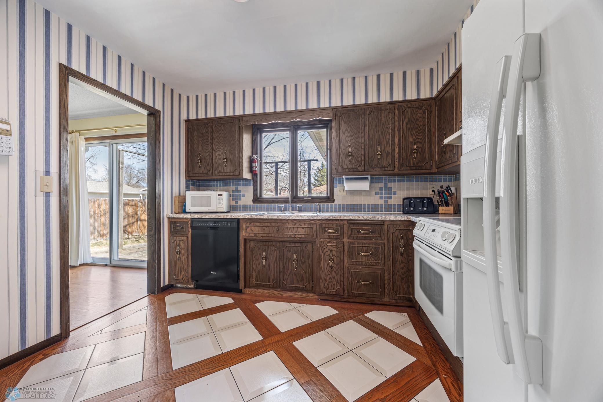 3201 Evergreen Road, Fargo, North Dakota image 14