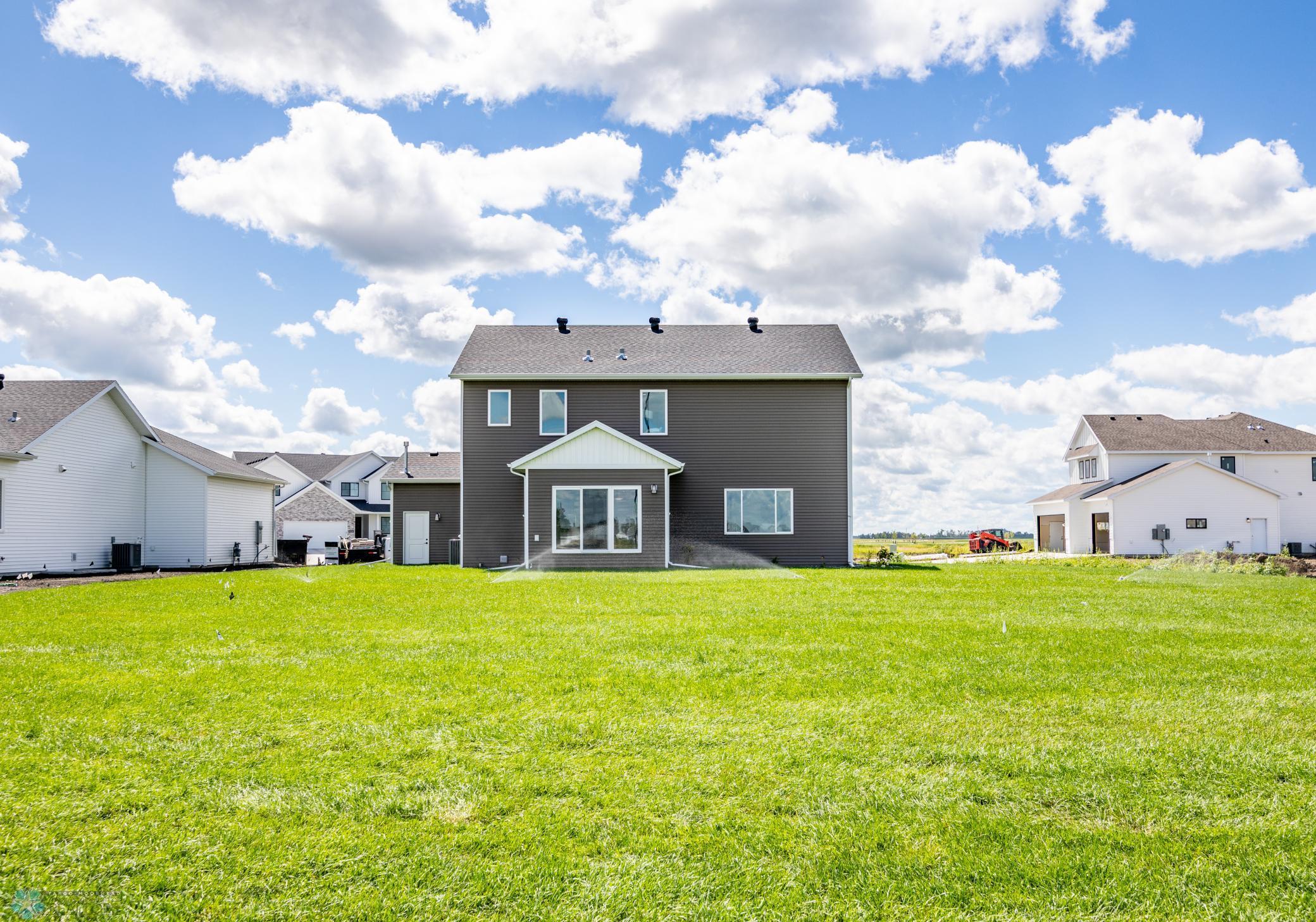 Horace, North Dakota 58047, United States, 3 Bedrooms Bedrooms, ,2 BathroomsBathrooms,Residential,Active,98010