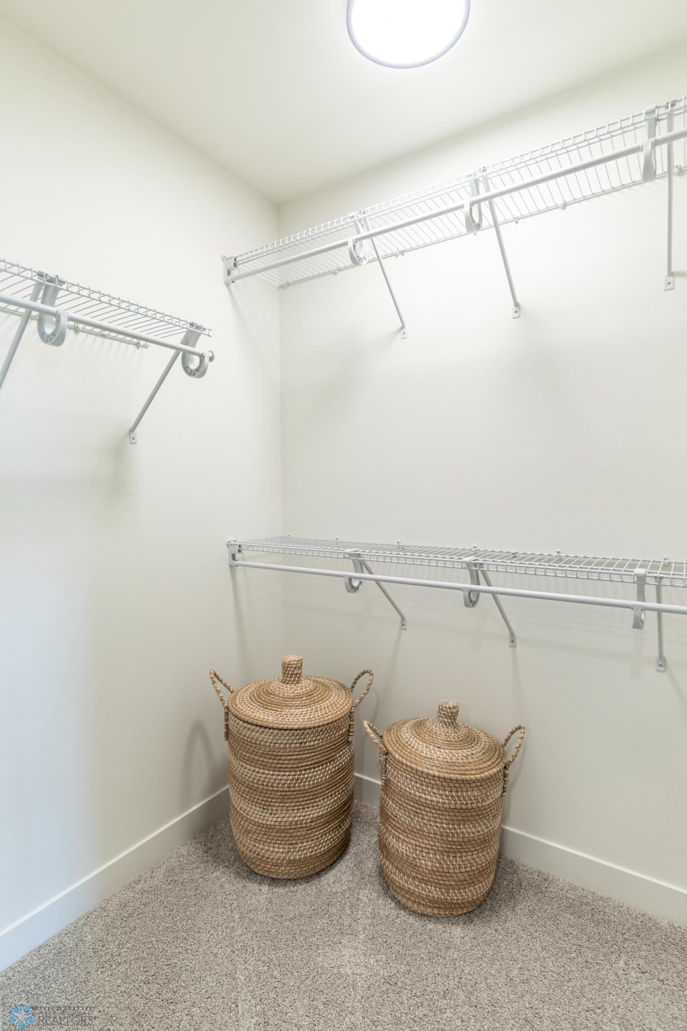 Horace, North Dakota 58047, United States, 3 Bedrooms Bedrooms, ,2 BathroomsBathrooms,Residential,Active,98010