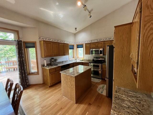13374 Zachman Drive, Rogers, Minnesota image 12