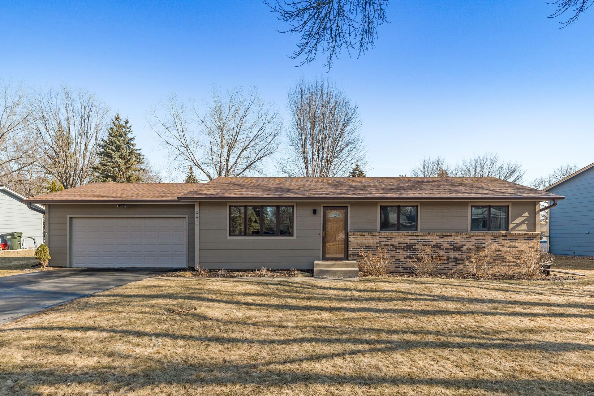 9911 206th Street, Lakeville, Minnesota image 3