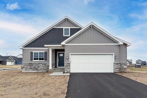 Homes For Sale - 8660 Edmonson Way<br/> Monticello, MN 55362