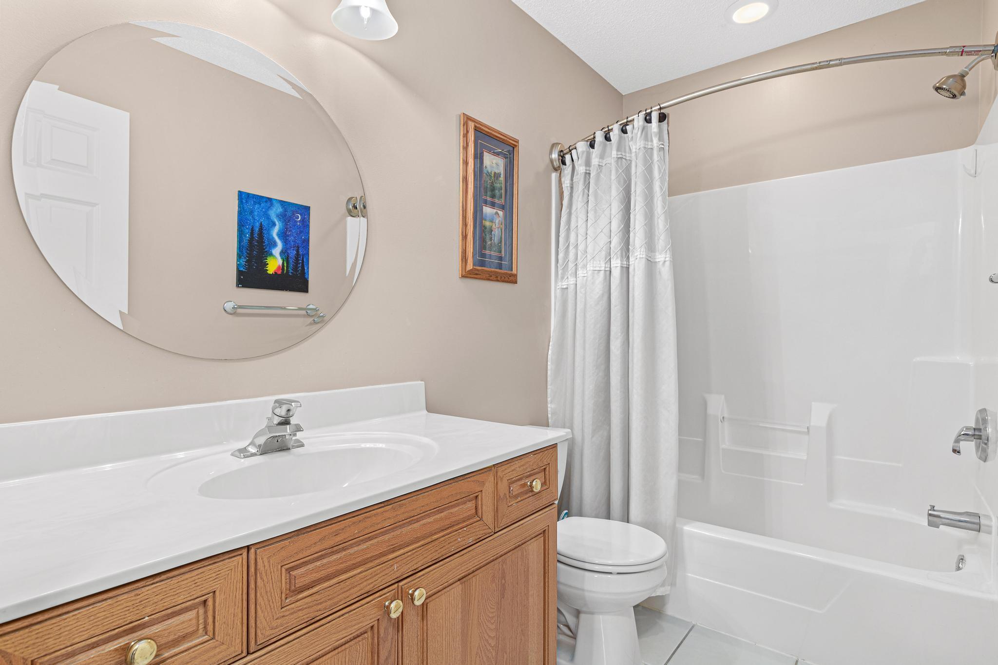 16450 Griffon Lane, Lakeville, Minnesota image 26