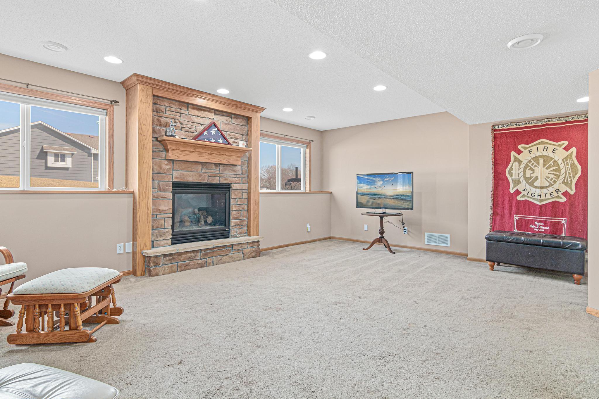 16450 Griffon Lane, Lakeville, Minnesota image 19