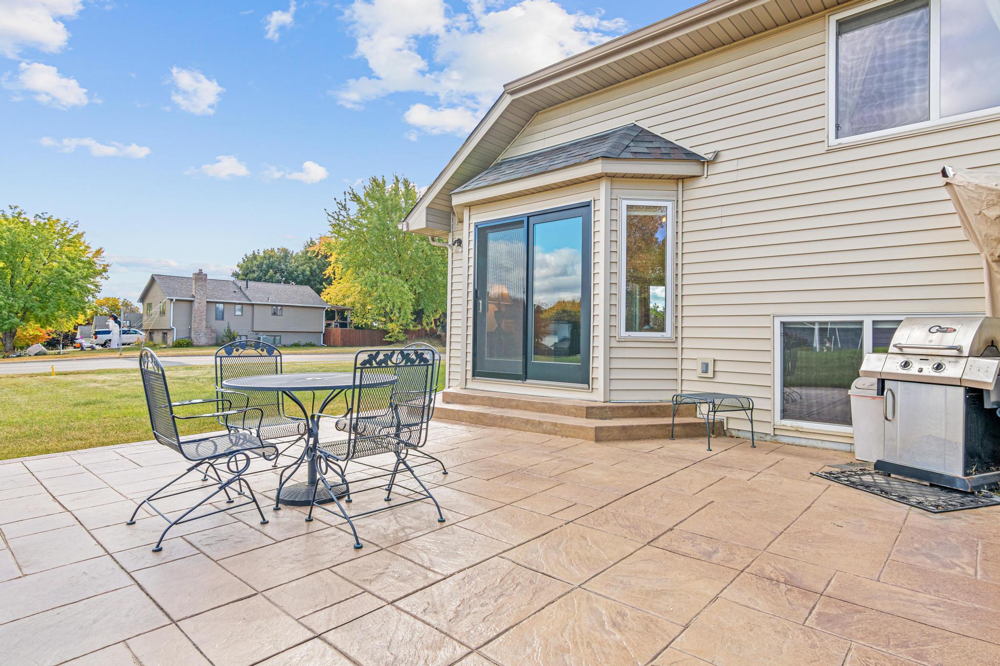 16450 Griffon Lane, Lakeville, Minnesota image 15