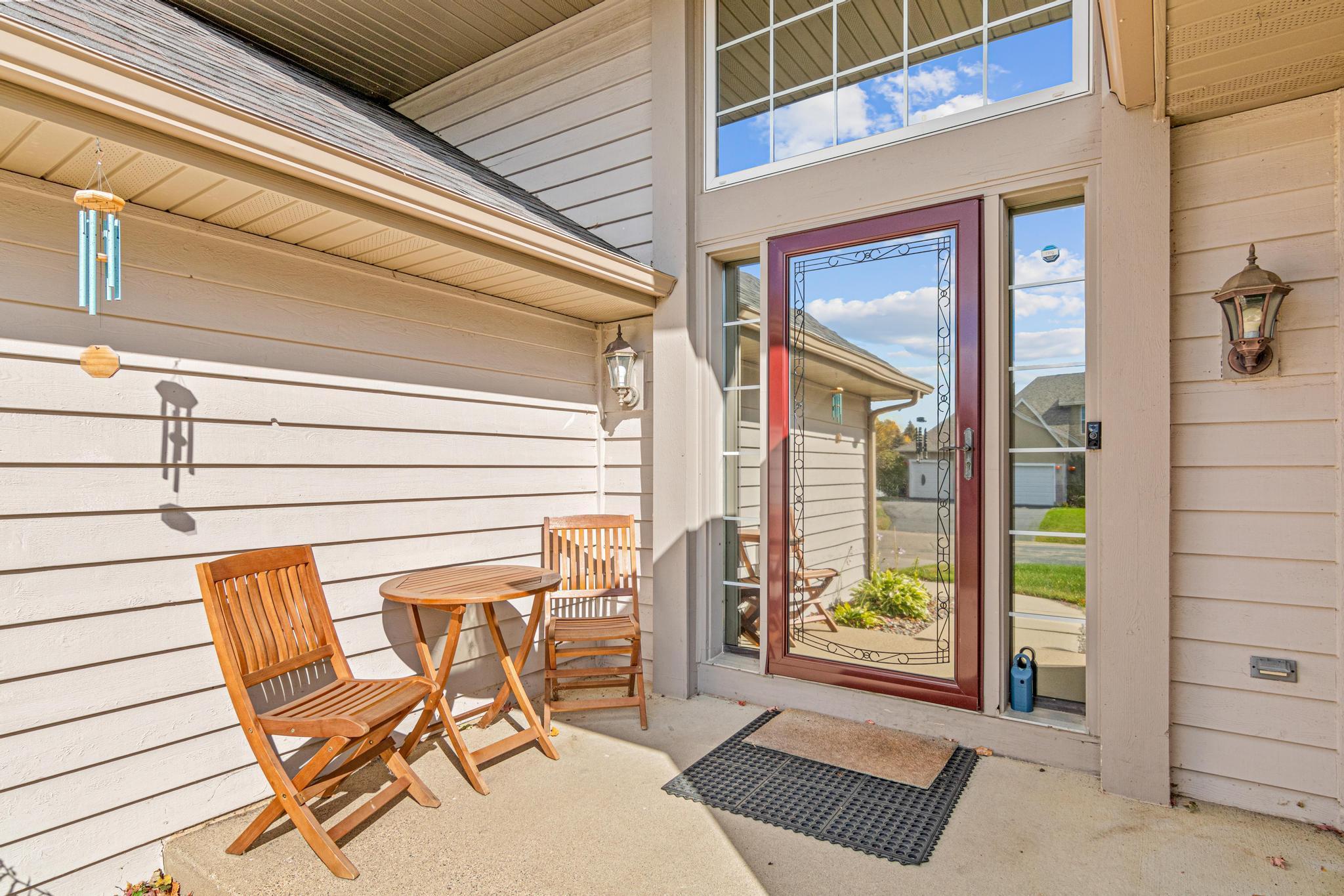 16450 Griffon Lane, Lakeville, Minnesota image 4