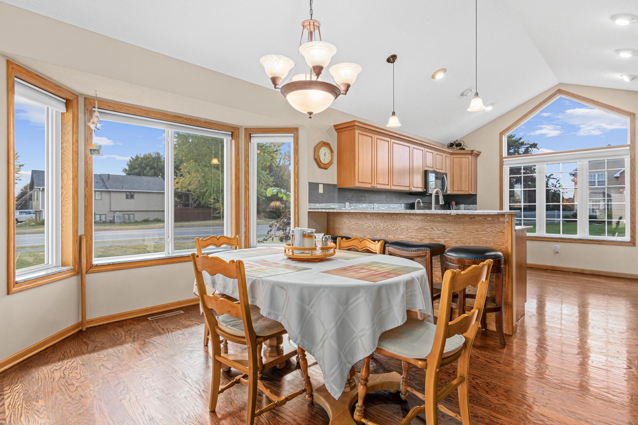 16450 Griffon Lane, Lakeville, Minnesota image 7