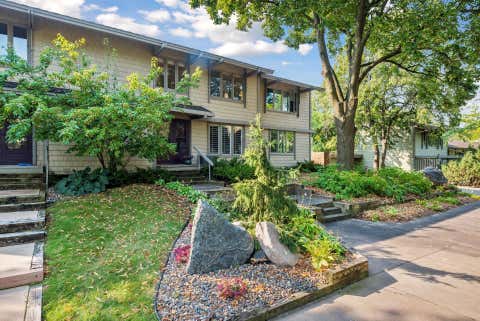 Townhouse For Sale - 1058 Cedar View Drive<br/> Minneapolis, MN 55405