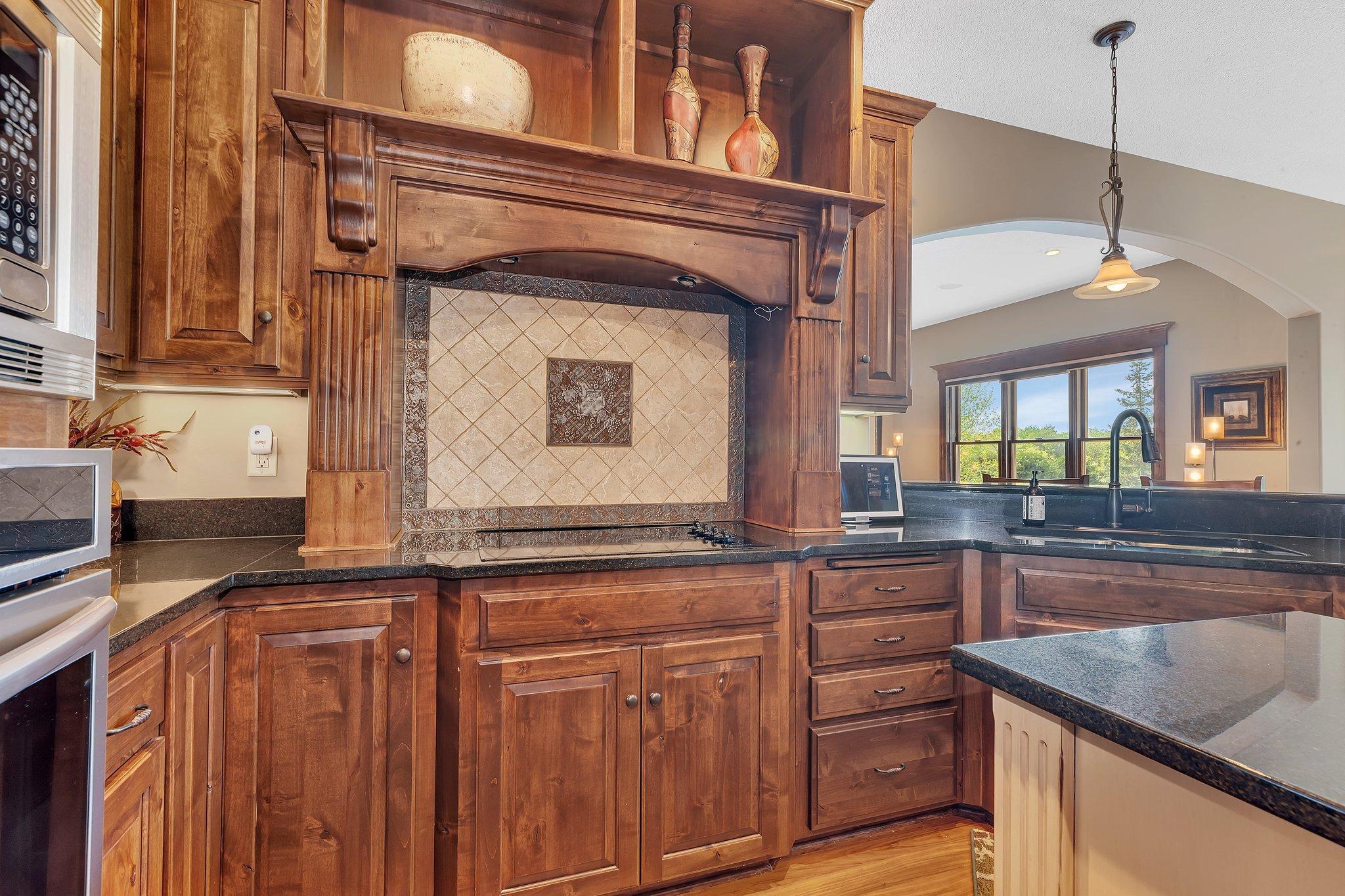 2255 Chelmsford Lane, Saint Cloud, Minnesota image 46