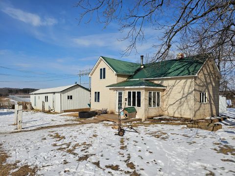 Homes For Sale - 692 250th Street<br/> Woodville, WI 54028