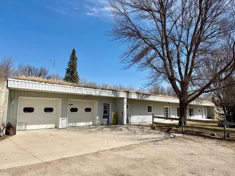 Homes For Sale - 43381 State Highway 11 St<br/> Roseau County, Roseau, MN 56751
