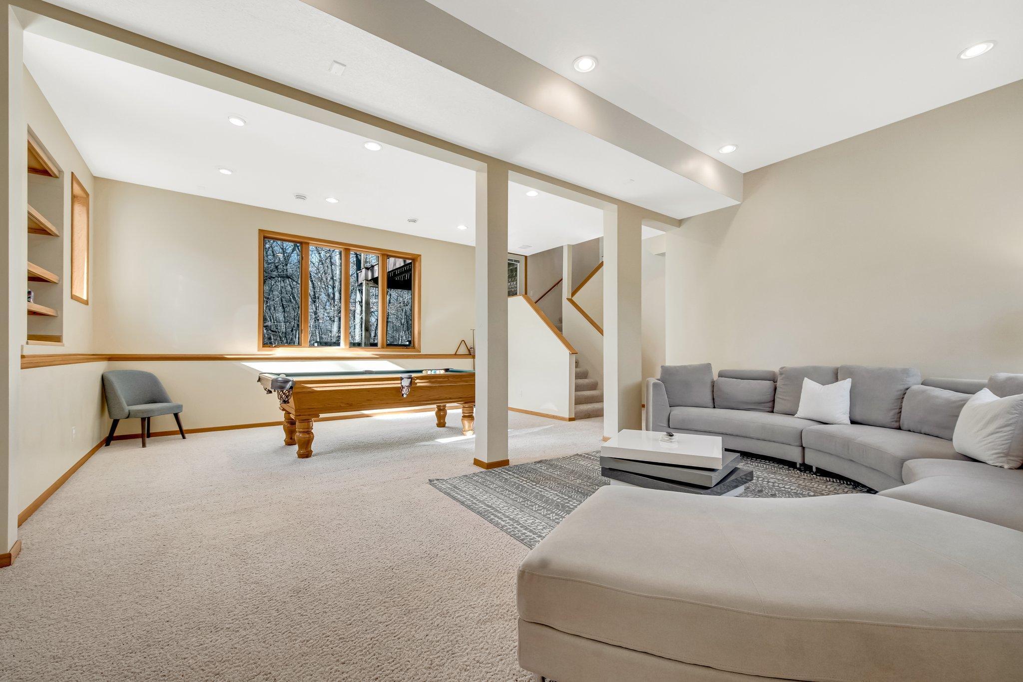 8348 Stone Creek Drive, Chanhassen, Minnesota image 45