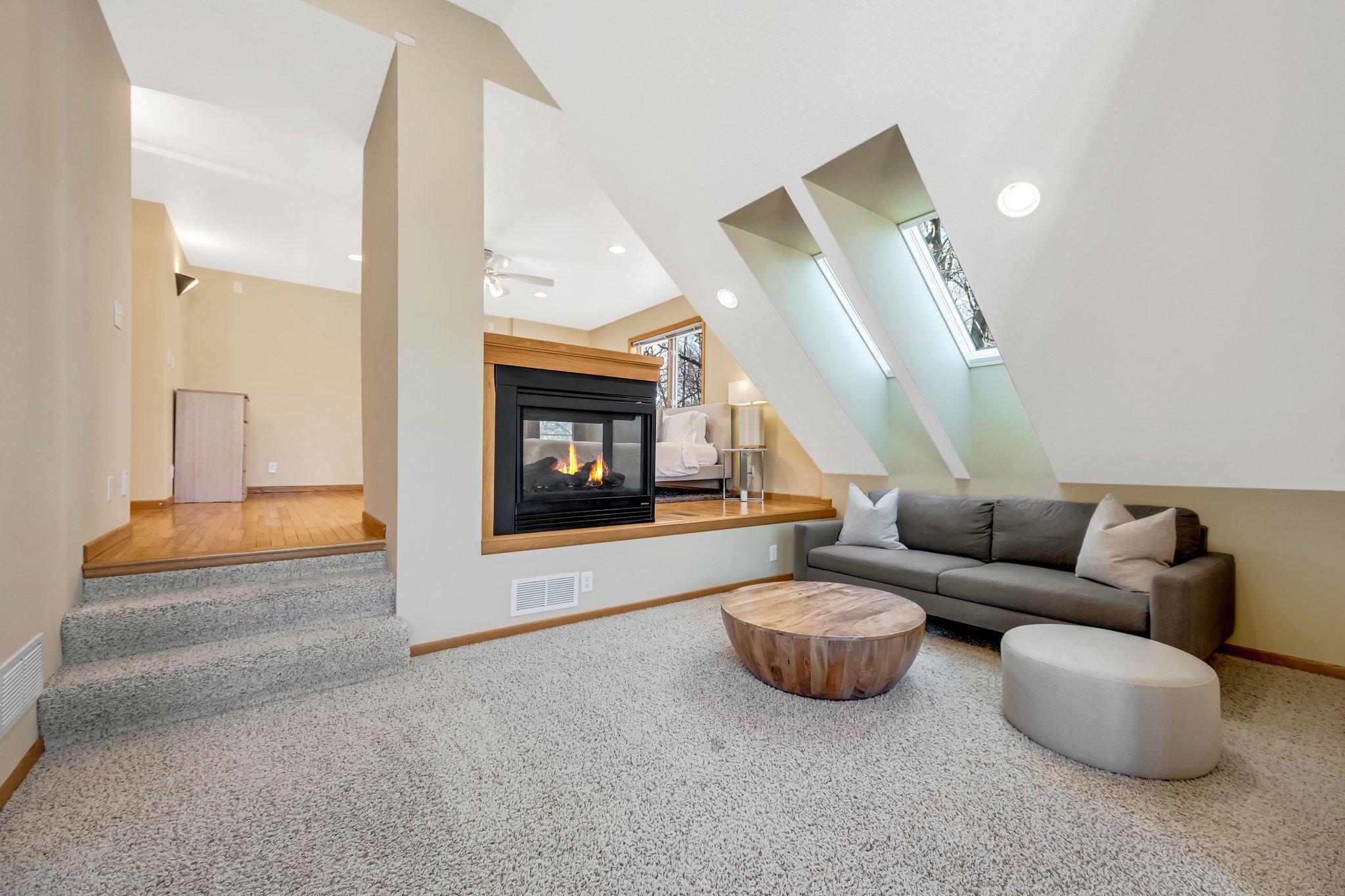 8348 Stone Creek Drive, Chanhassen, Minnesota image 31
