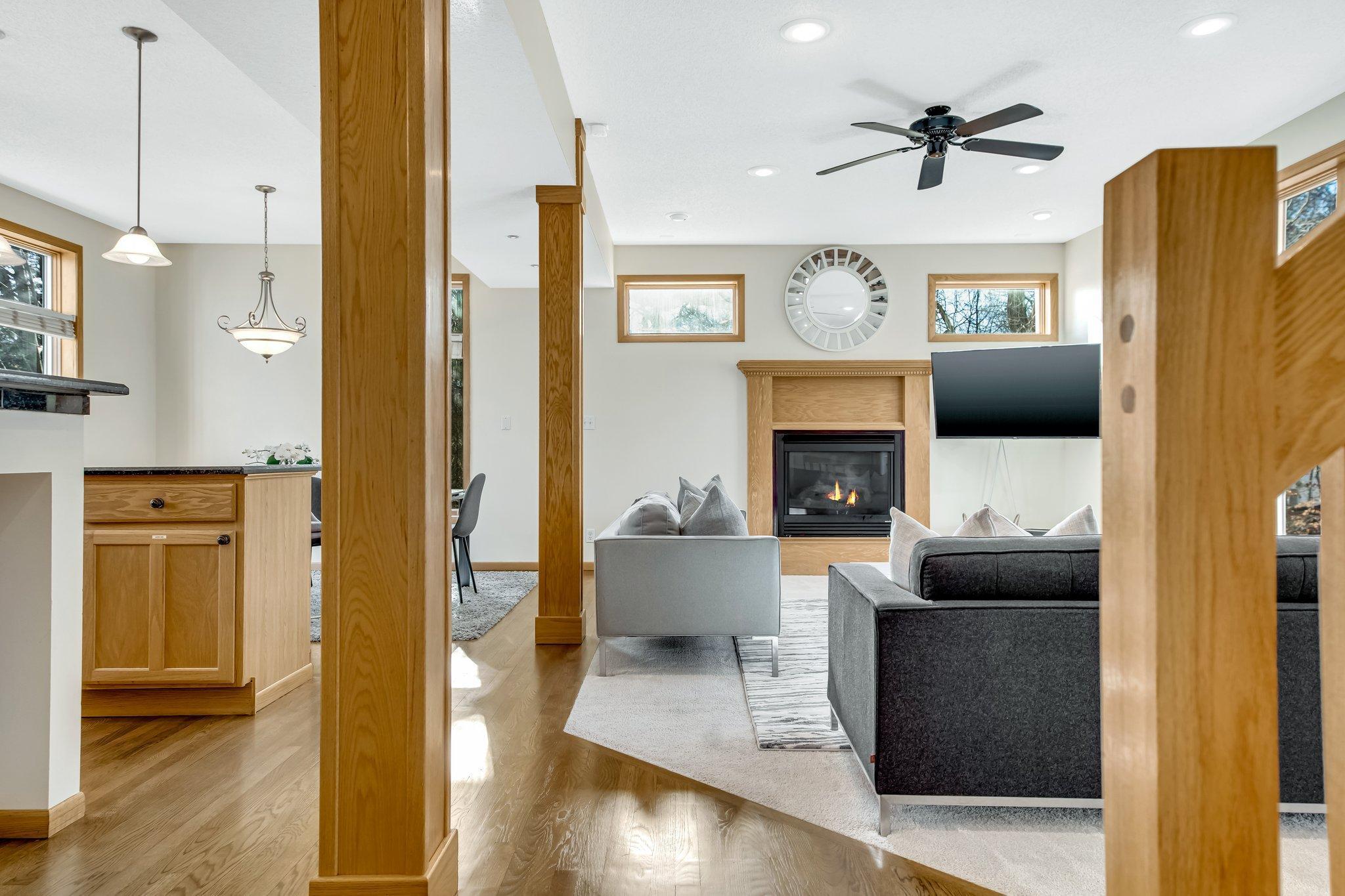 8348 Stone Creek Drive, Chanhassen, Minnesota image 6