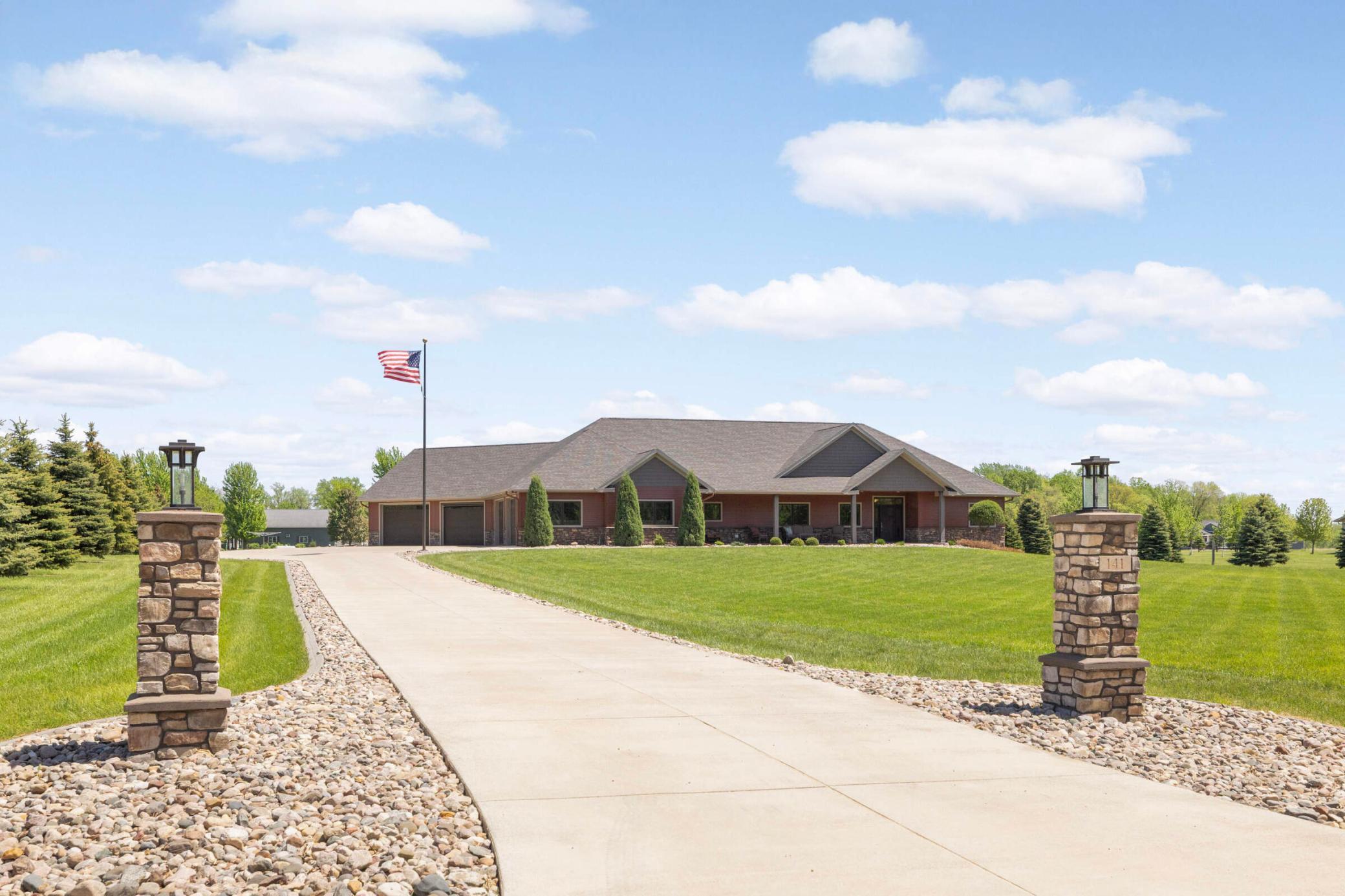 141 Woods Drive, Le Sueur, Minnesota image 4