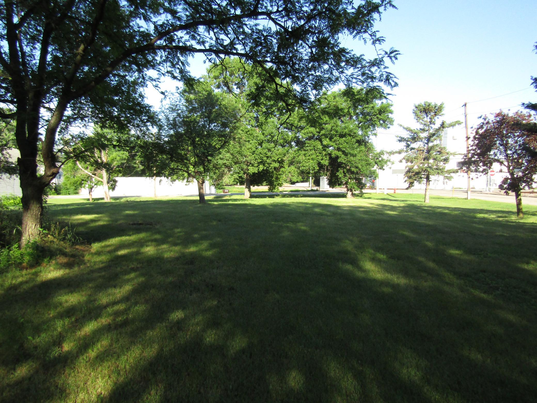 650 N Munsterman Street, Appleton, Minnesota image 4