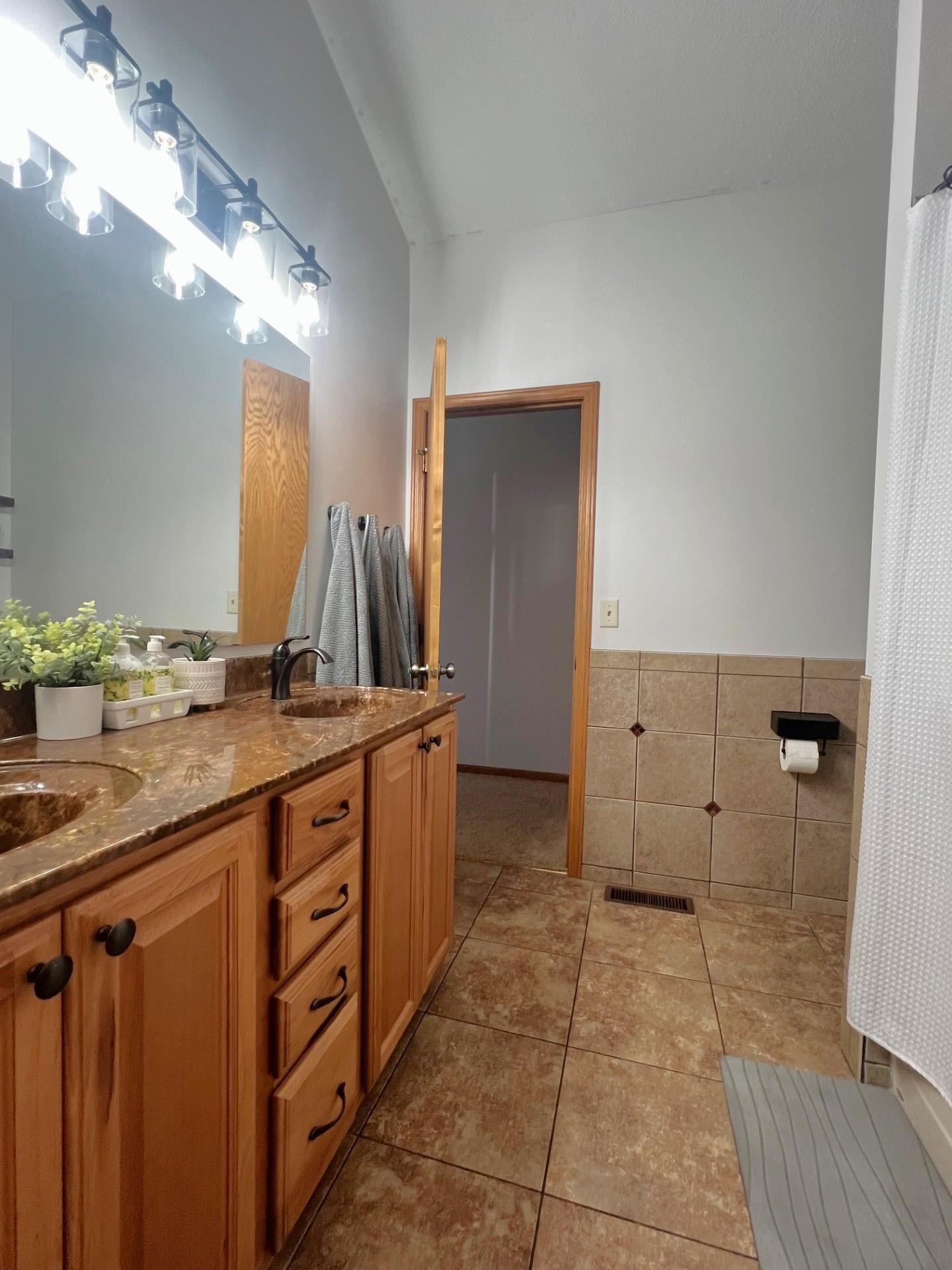 2210 9th Avenue, Willmar, Minnesota image 19