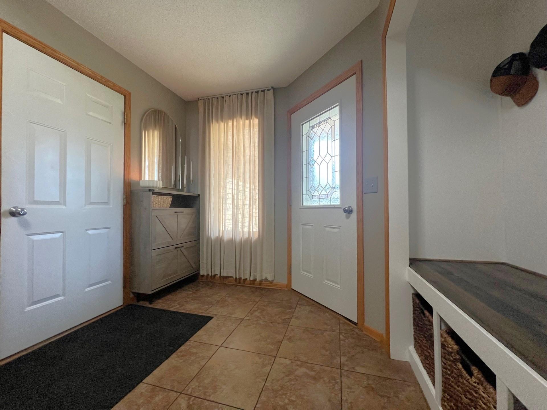 2210 9th Avenue, Willmar, Minnesota image 4