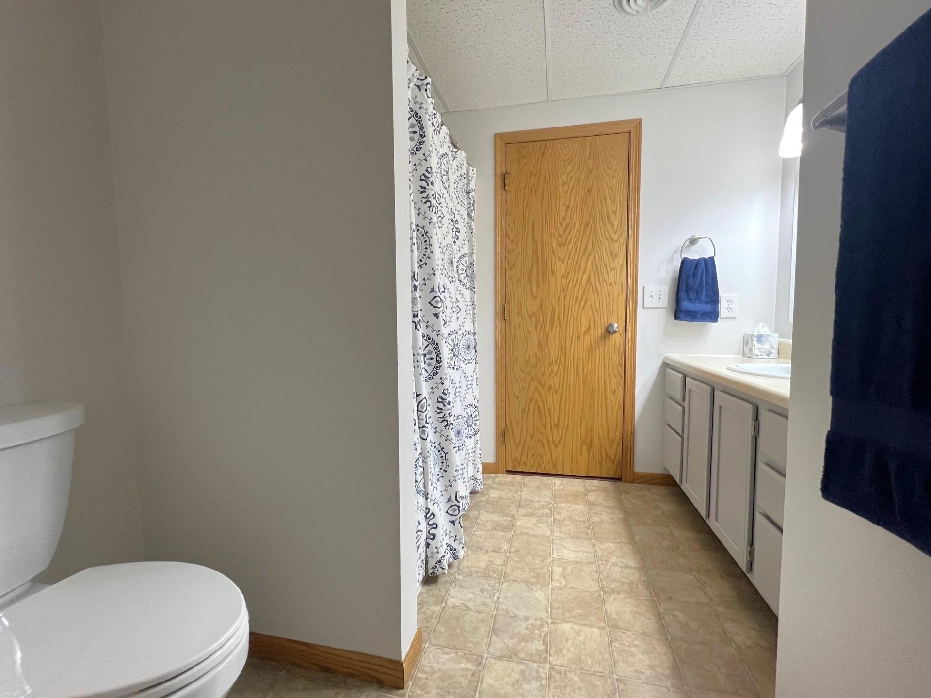 2210 9th Avenue, Willmar, Minnesota image 25