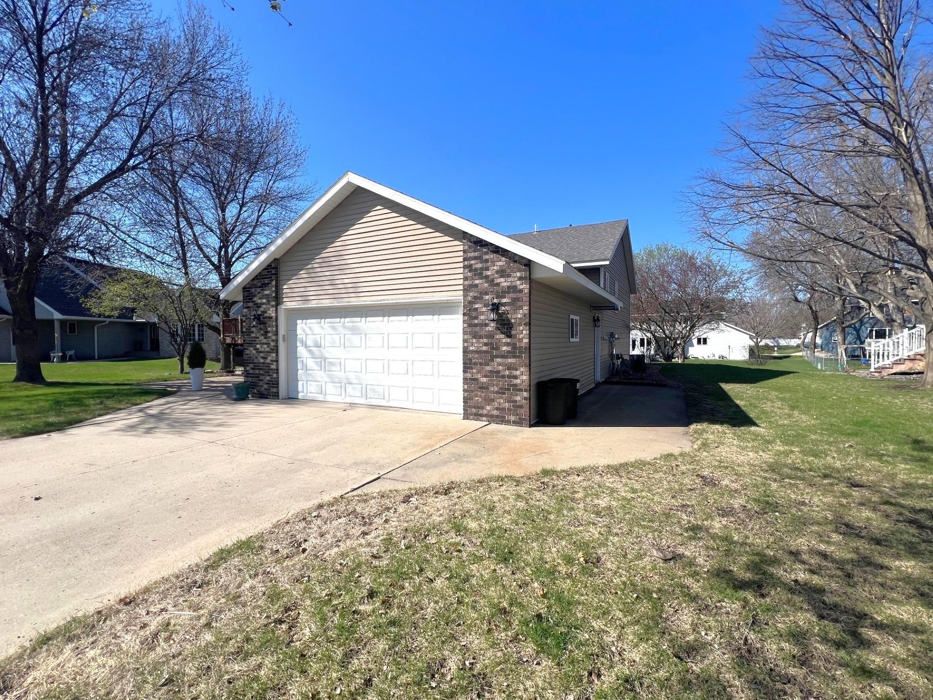 2210 9th Avenue, Willmar, Minnesota image 37