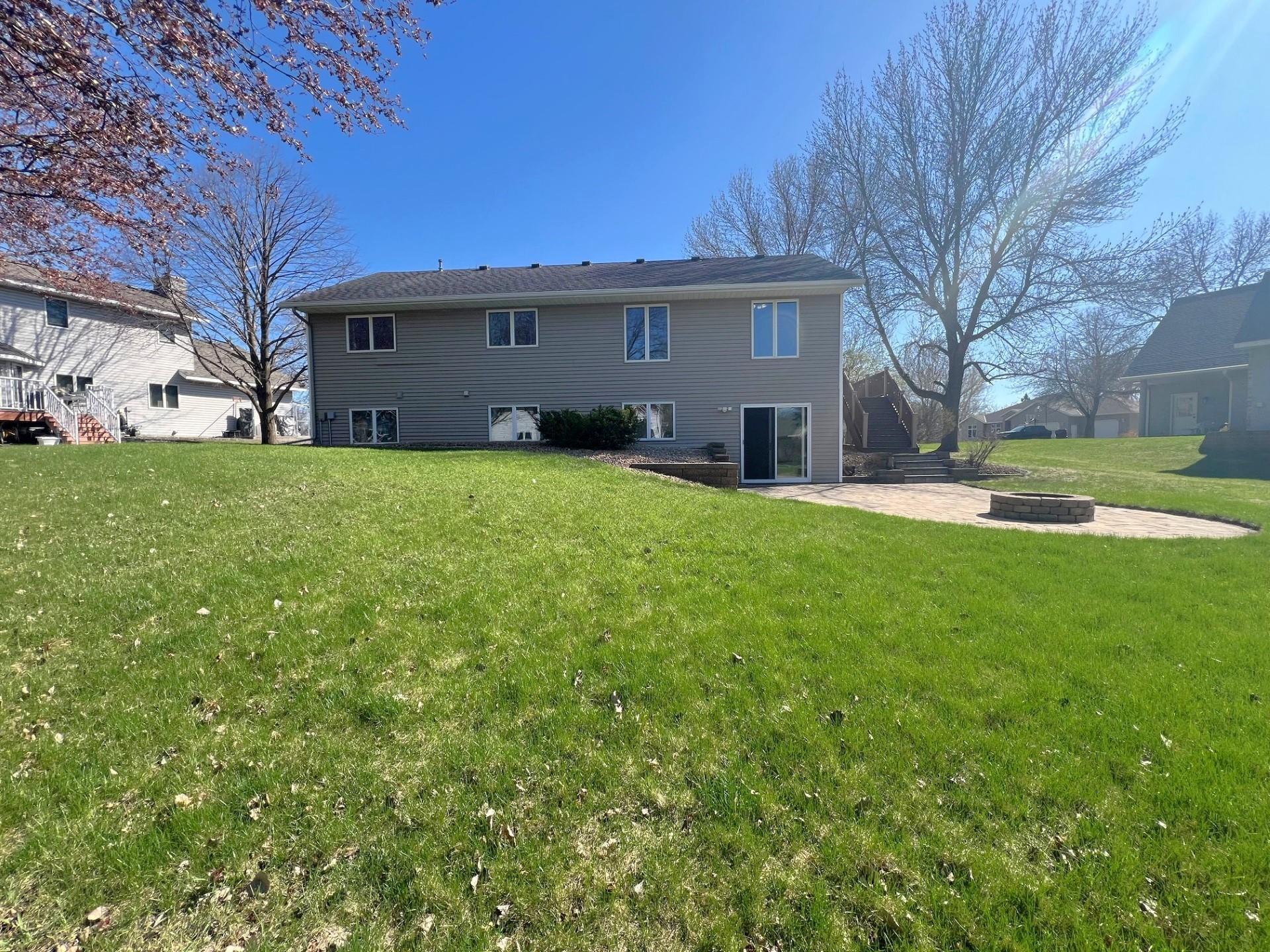2210 9th Avenue, Willmar, Minnesota image 3
