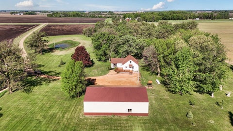 Homes For Sale - 16659 411th Avenue<br/> Glencoe, MN 55336