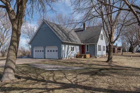 Homes For Sale - 310 1st Avenue<br/> Martin County, Trimont, MN 56176