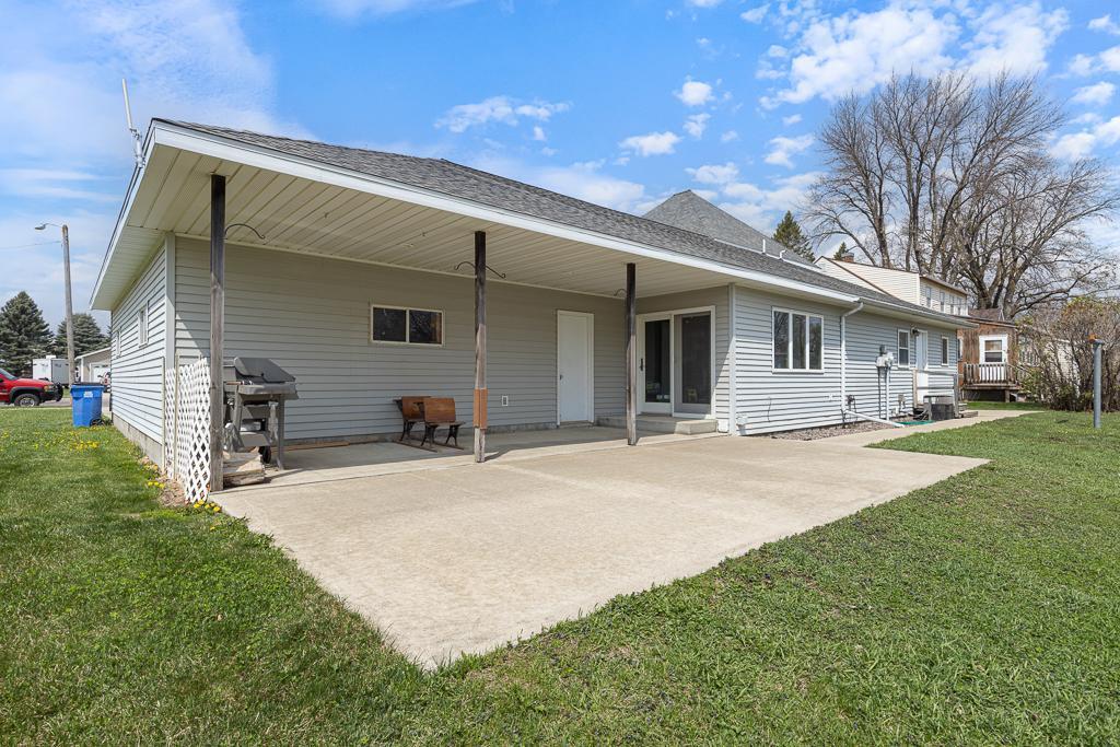 113 N Brook Avenue, Porter, Minnesota image 5