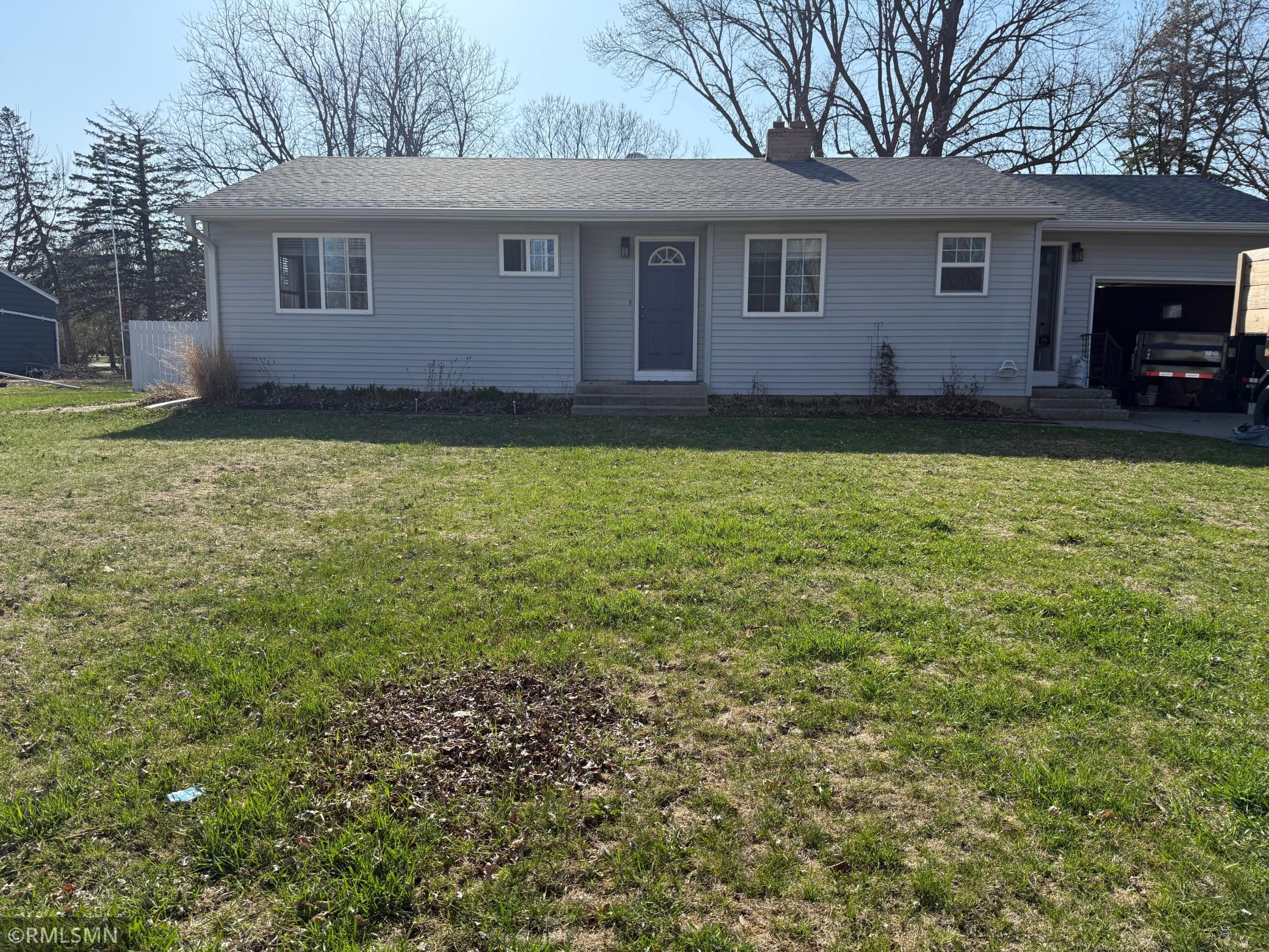 540 S 9th Street, Bird Island, Minnesota image 1