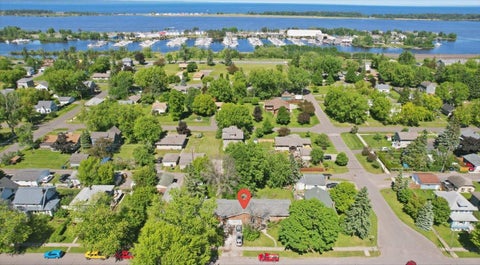 Multifamily For Sale - 1421 & 1425 E 5th Street<br/> Superior Township, WI 54880