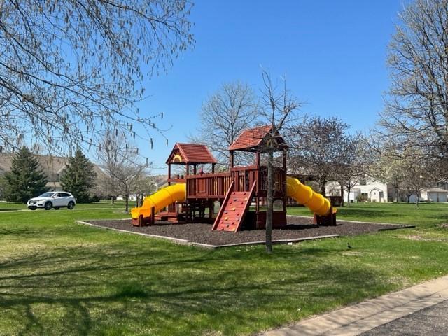 8979 92nd Street, Cottage Grove, Minnesota image 13