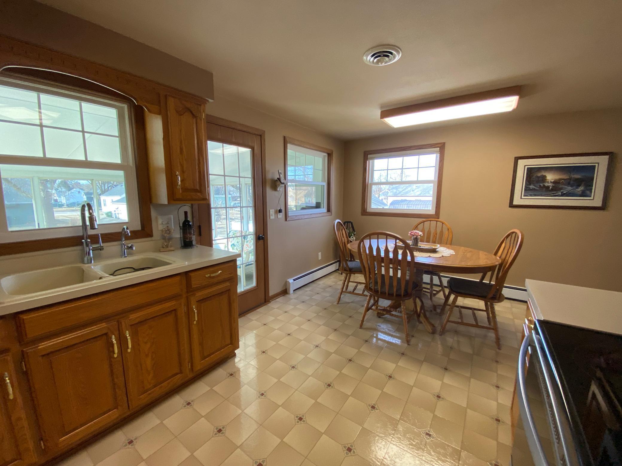 1038 Wilbur Street, Worthington, Minnesota image 7