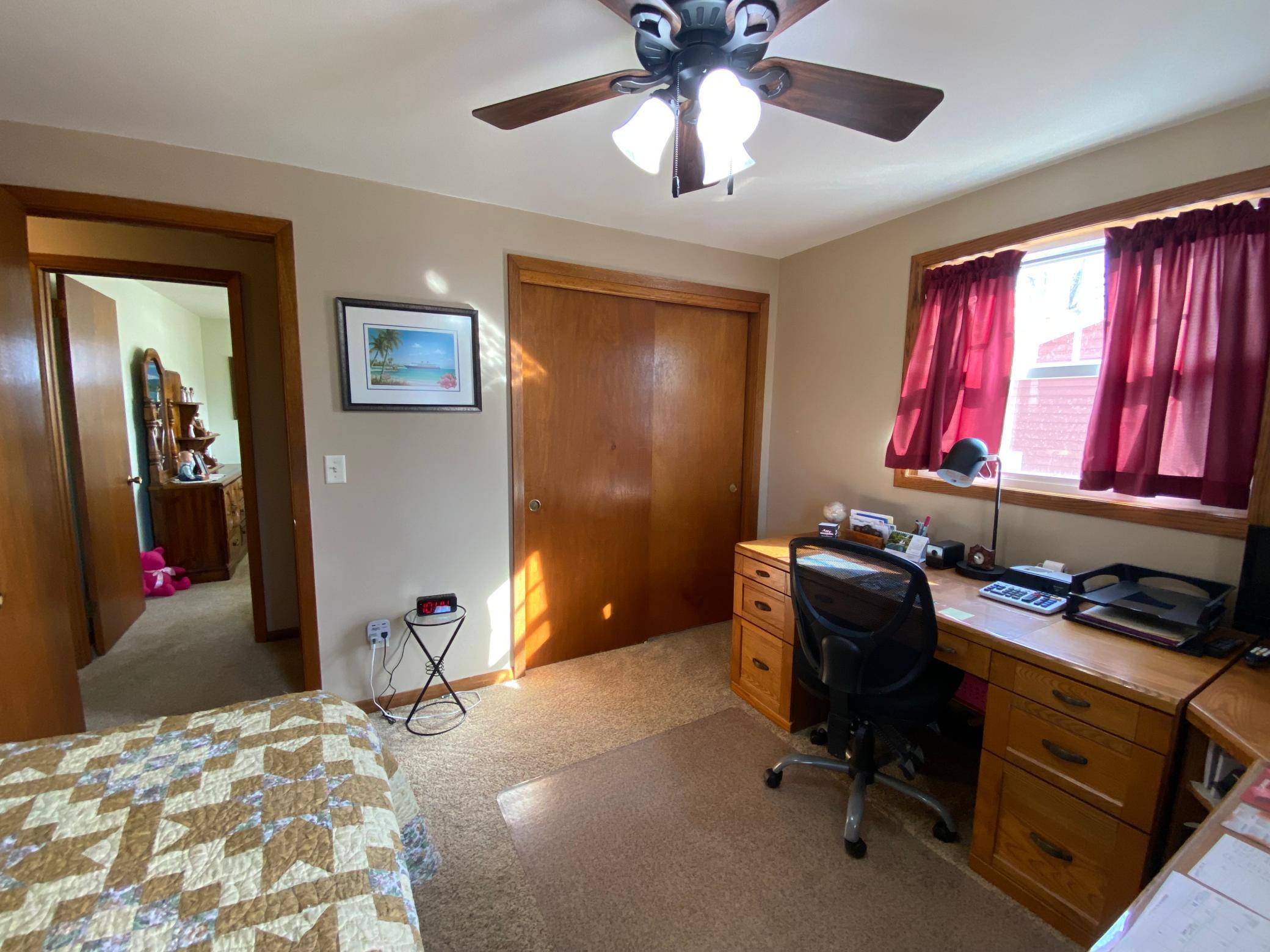 1038 Wilbur Street, Worthington, Minnesota image 12