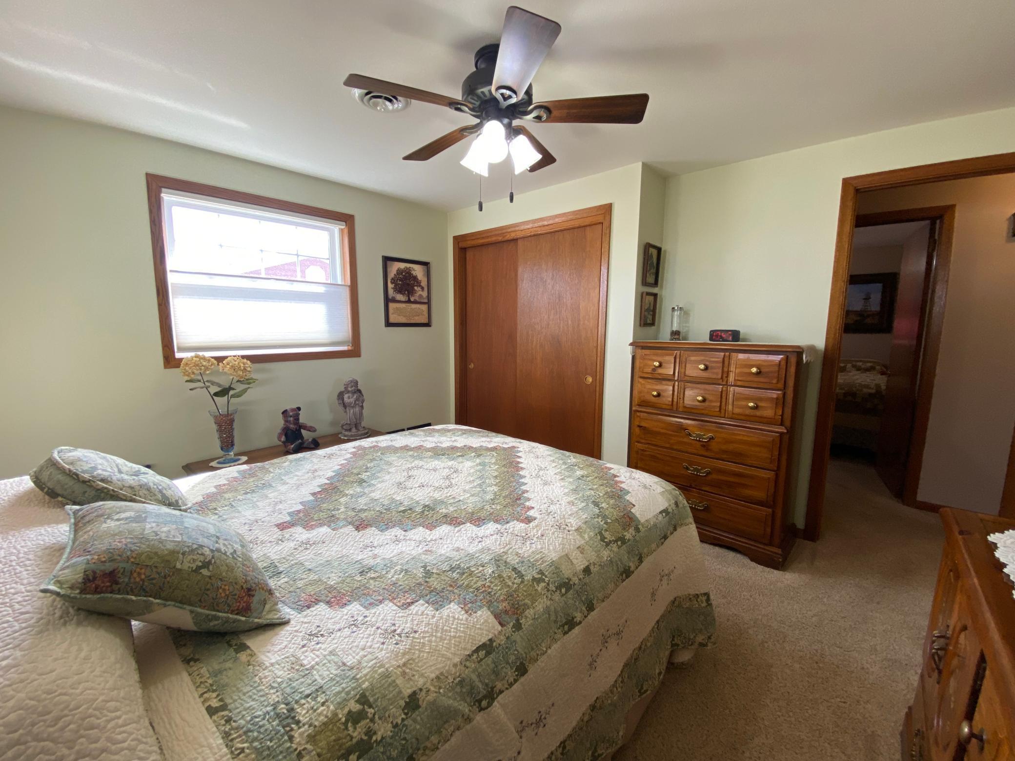 1038 Wilbur Street, Worthington, Minnesota image 14
