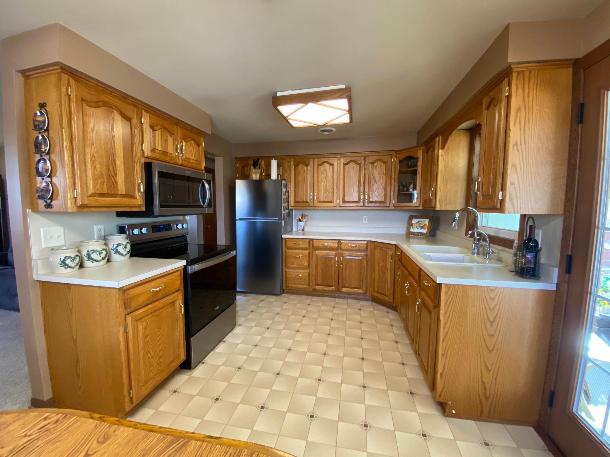 1038 Wilbur Street, Worthington, Minnesota image 3