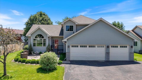 Homes For Sale - 7101 91st Trail<br/> Minneapolis, MN 55445