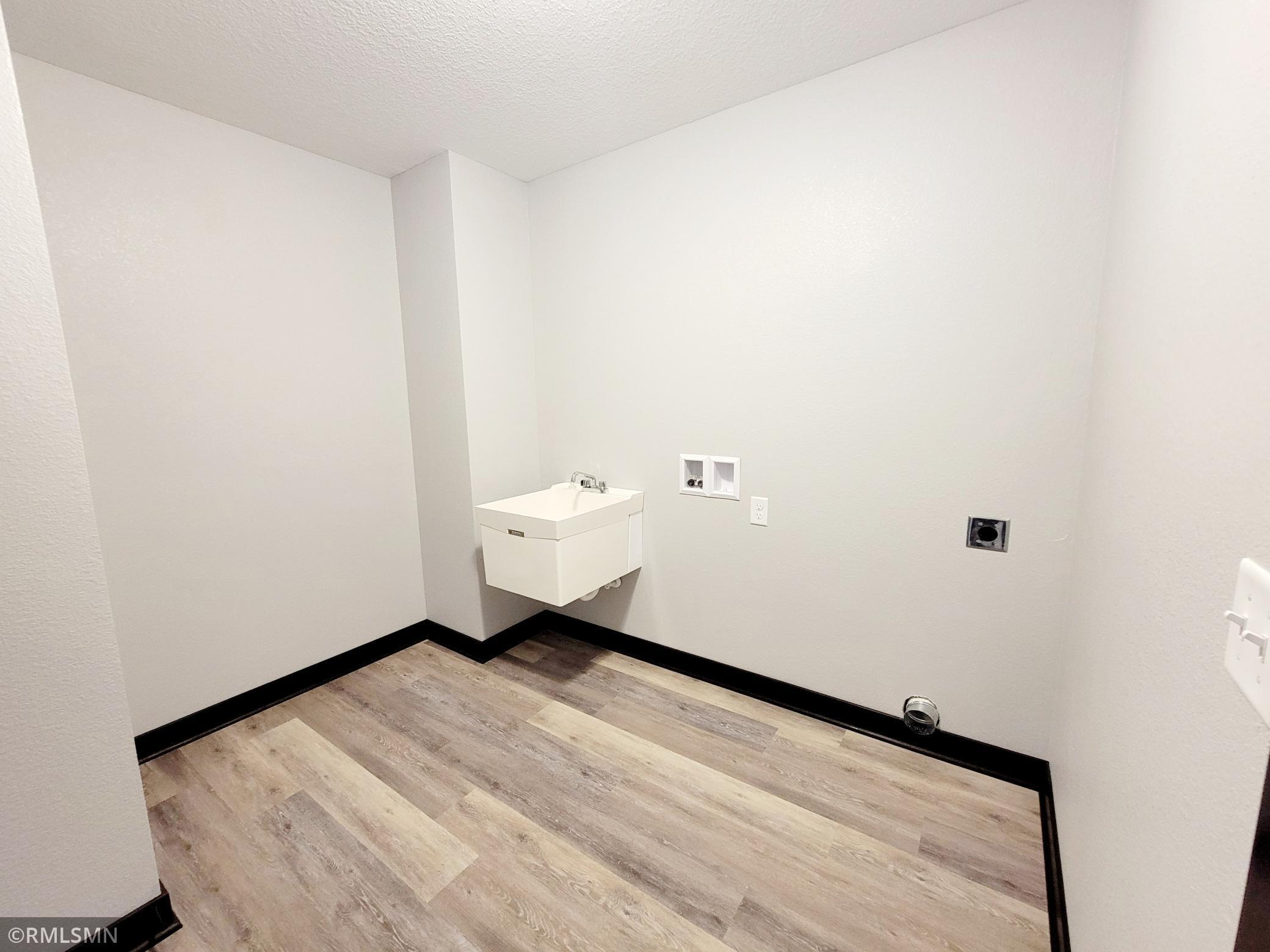 330 Gloria Drive, Green Isle, Minnesota image 10