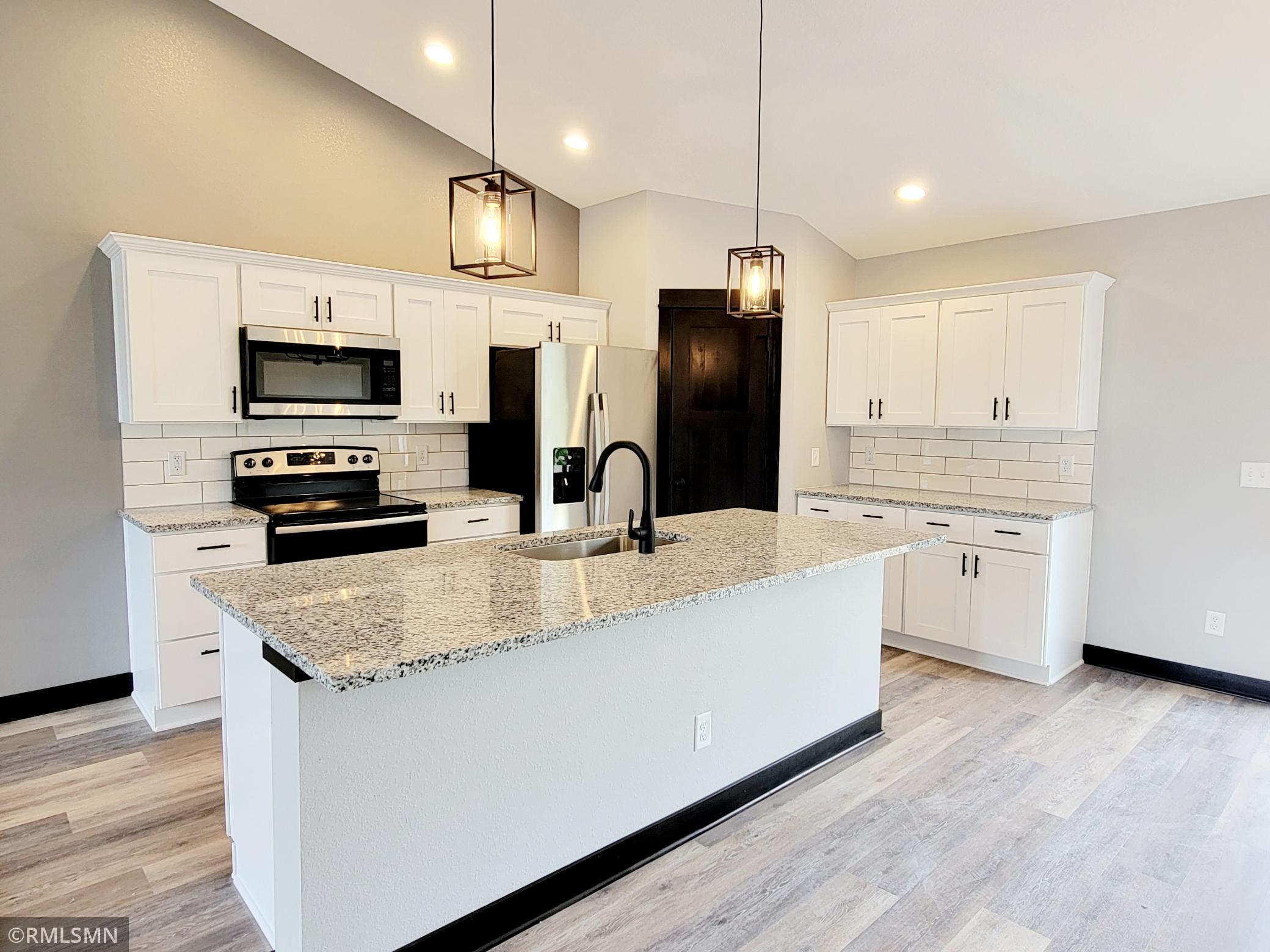 330 Gloria Drive, Green Isle, Minnesota image 2