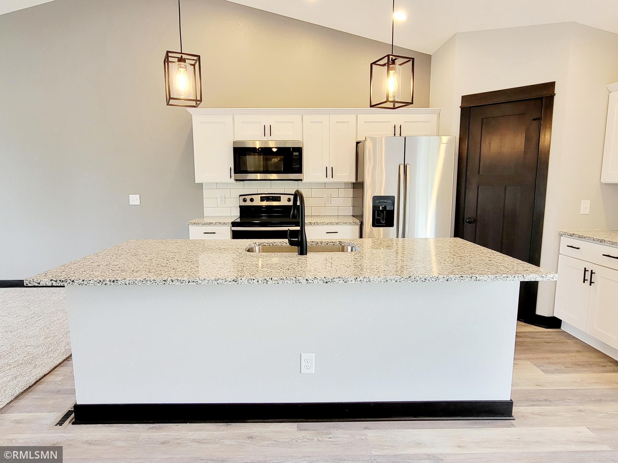 330 Gloria Drive, Green Isle, Minnesota image 3
