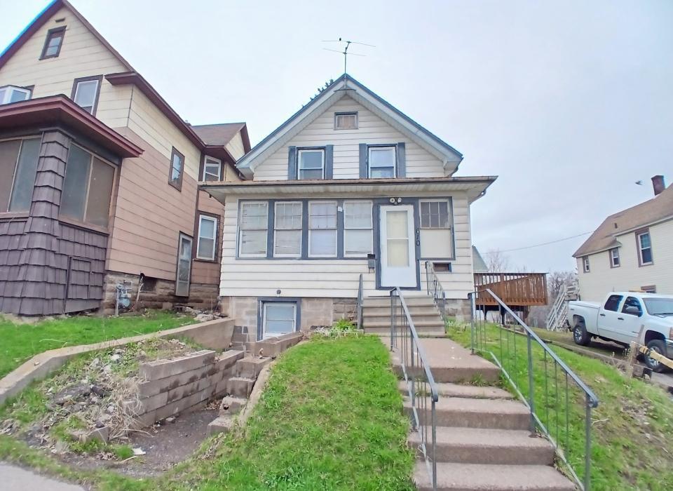 610 N 24th Avenue, Duluth, Minnesota image 1