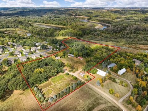 Homes For Sale - 344 NE 1st Street<br/> Belle Plaine, MN 56011