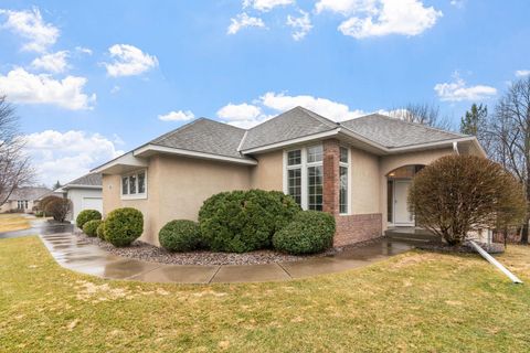 Homes For Sale - 12525 42nd Avenue<br/> Plymouth, MN 55441