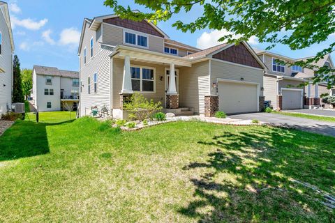 Homes For Sale - 1788 Switchgrass Court<br/> Shakopee, MN 55379