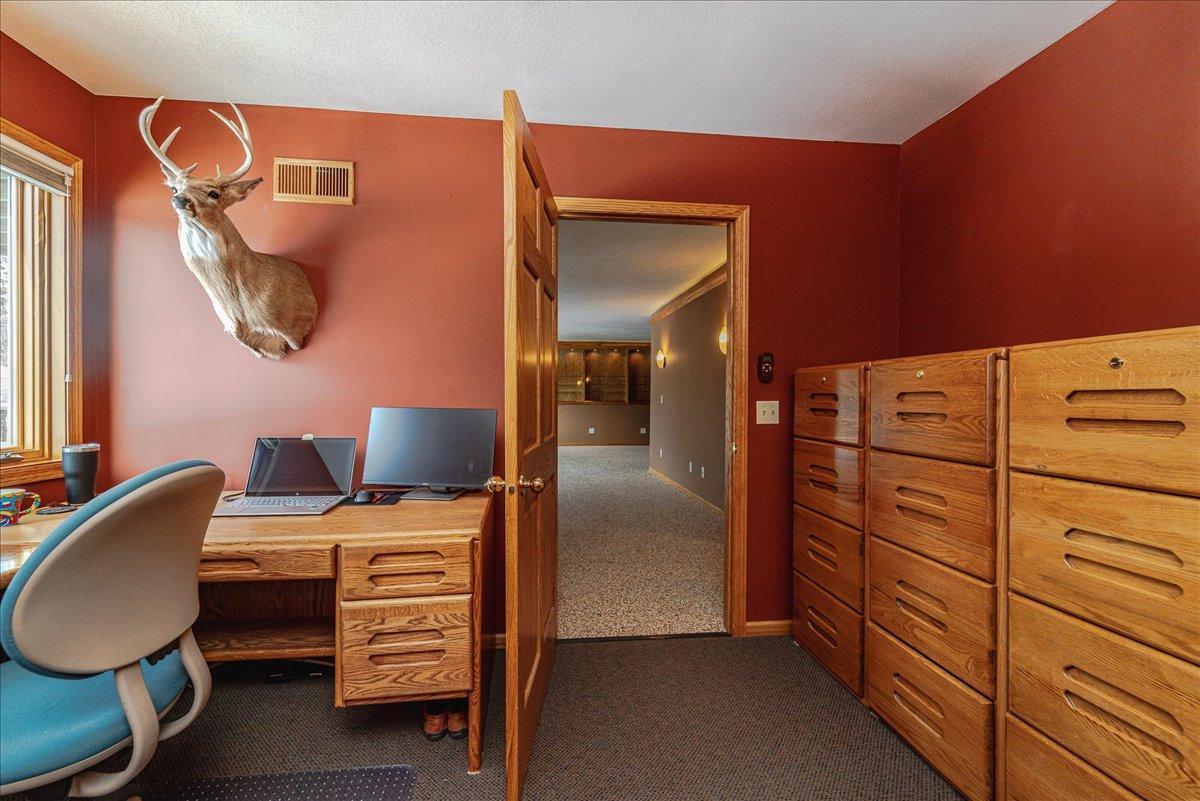 1084 Stein Drive, Waconia, Minnesota image 39