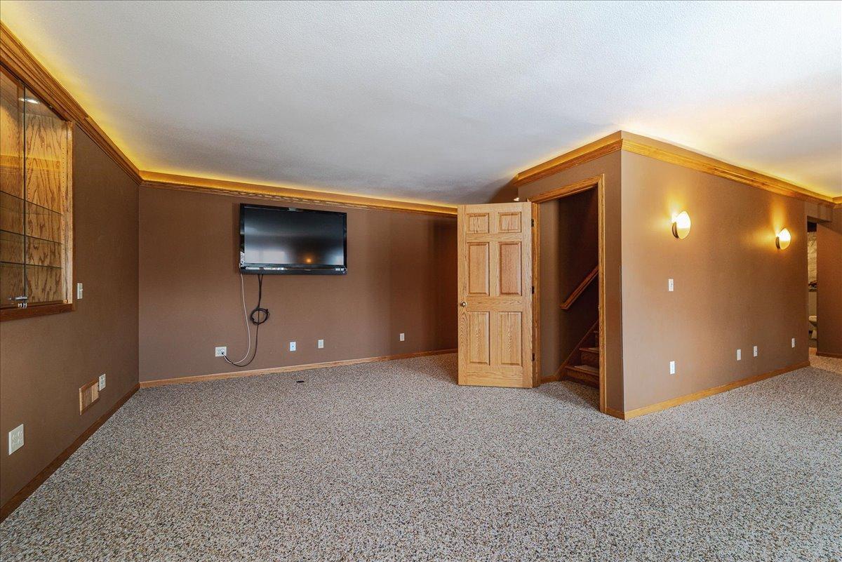 1084 Stein Drive, Waconia, Minnesota image 34