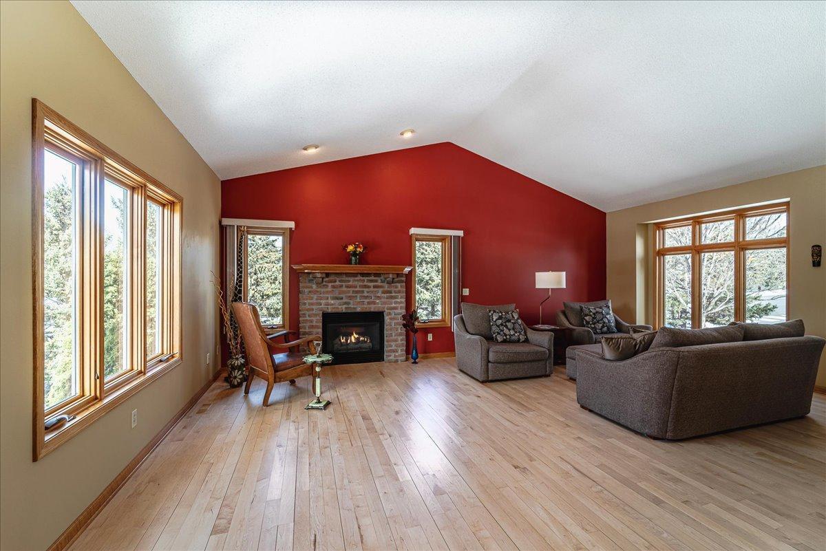 1084 Stein Drive, Waconia, Minnesota image 10