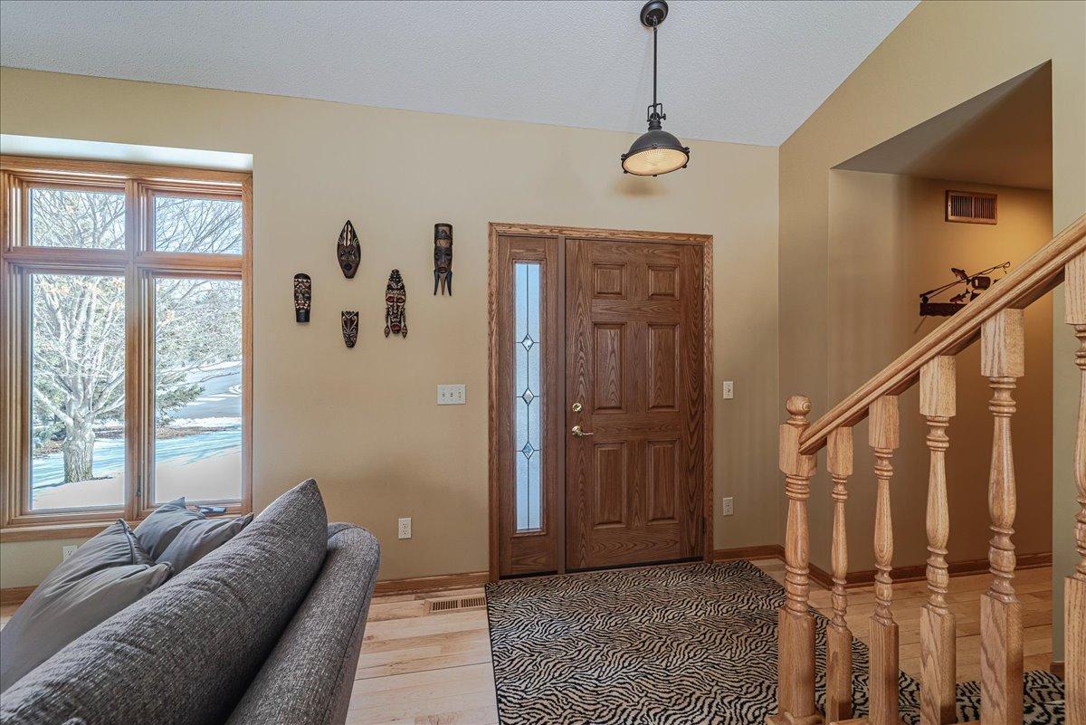 1084 Stein Drive, Waconia, Minnesota image 7
